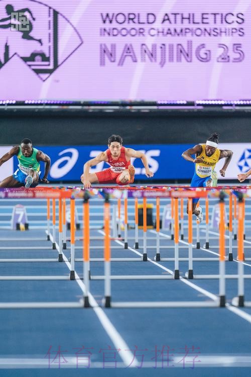 体育人万米高空同生命赛跑